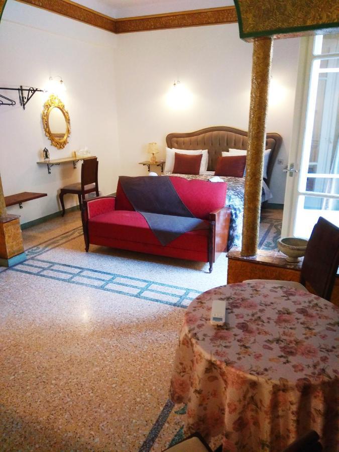 شقة The Manor House In The Old Town خانيا المظهر الخارجي الصورة