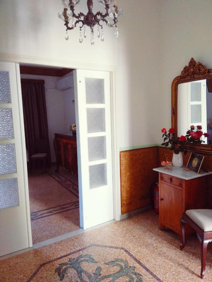 شقة The Manor House In The Old Town خانيا المظهر الخارجي الصورة